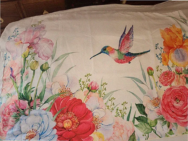 Hummingbird and Flowers Queen/Full Duvet Cover and 2 Pillow Shams Set